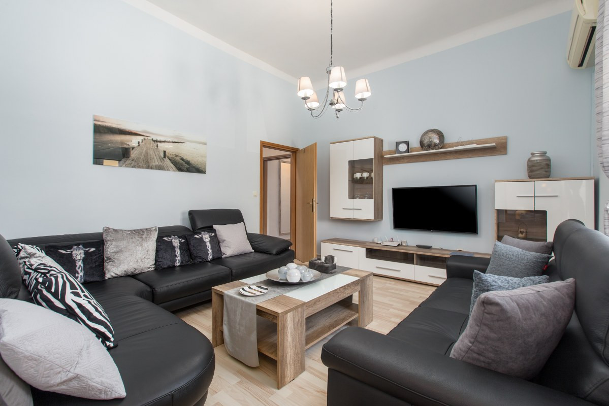 Angenehmer Urlaub in toller Lage - Lernen Sie den Hauch der Antike in Pula und die Segnungen des Südens Istriens kennen, Villa Amira Pula